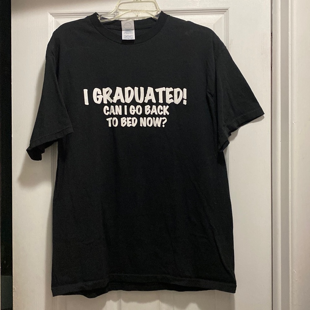 Short sleeve graphic tee